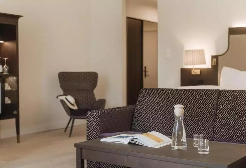 سوییت جونیور با بالکن, Imlauer Hotel Schloss Pichlarn