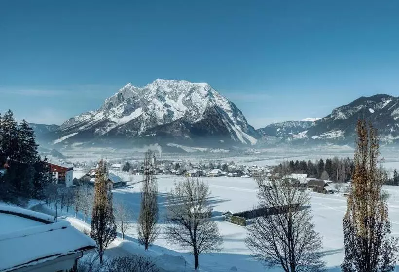 سوئیت با بالکن, Imlauer Hotel Schloss Pichlarn
