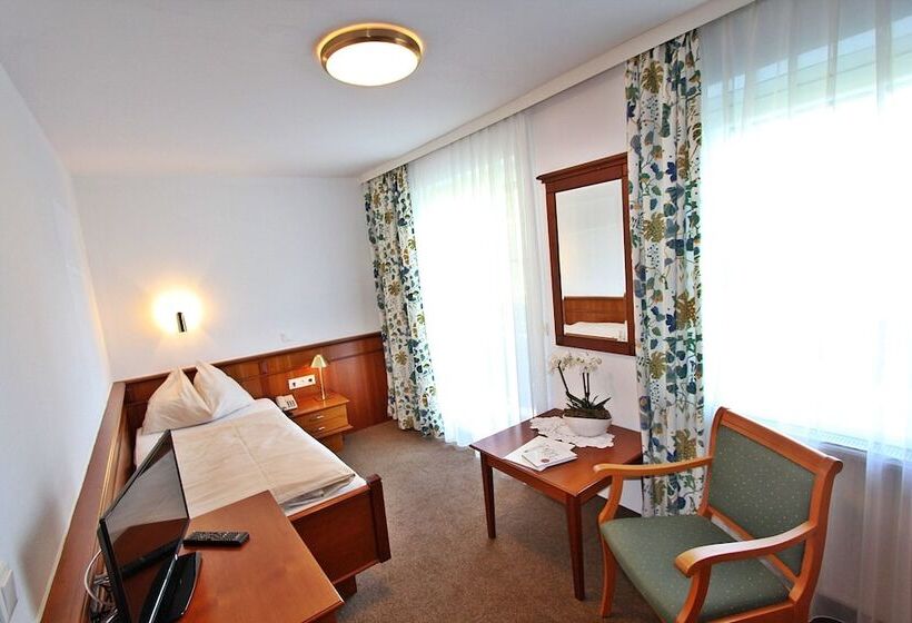 חדר סטנדרט יחיד, Landhotel Post Ebensee Am Traunsee S