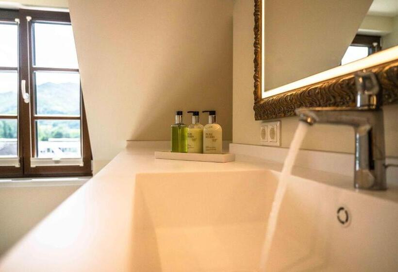 Президентский Люкс, Renaissancehotel Raffelsberger Hof B&b