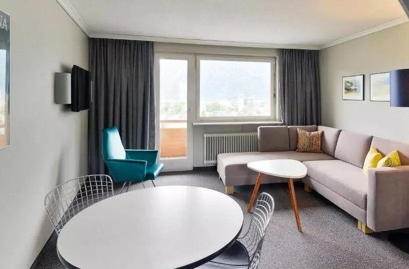 スタンダードスタジオ, Schlosshotel Dörflinger