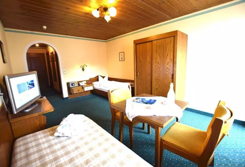 Standard Yhden Hengen Huone, Thermal Badhotel Kirchler