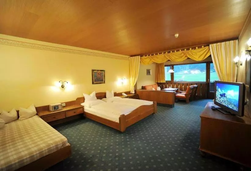 Perhehuone, Thermal Badhotel Kirchler