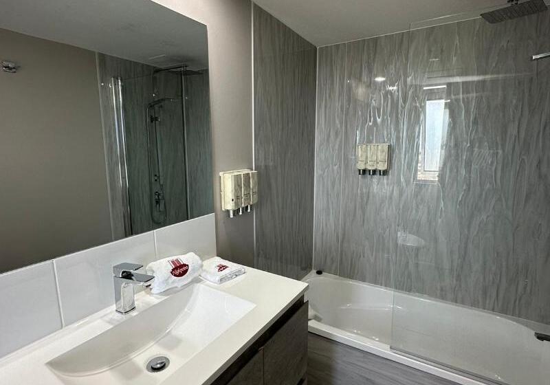 آپارتمان 1 خوابه, Highpoint International