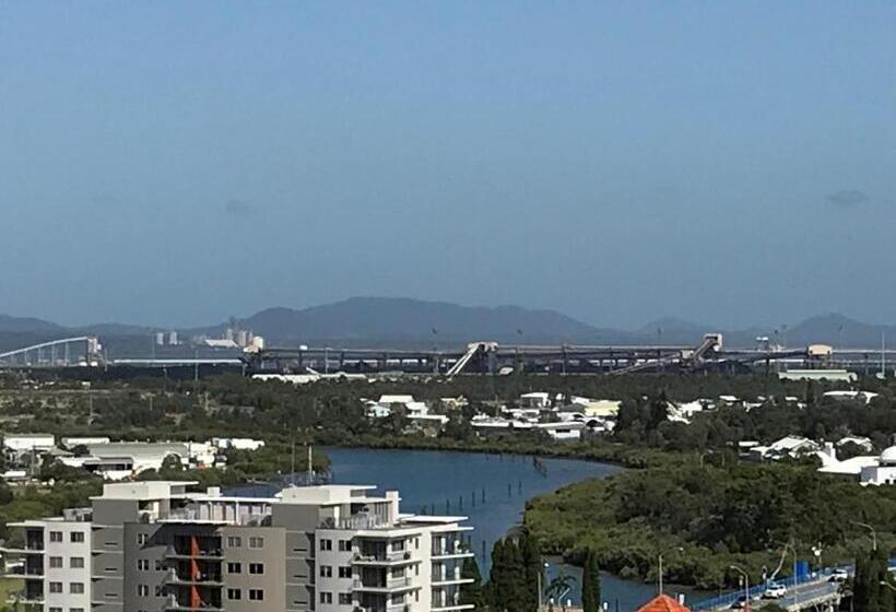 آپارتمان سوپریور 1 خوابه, Highpoint International