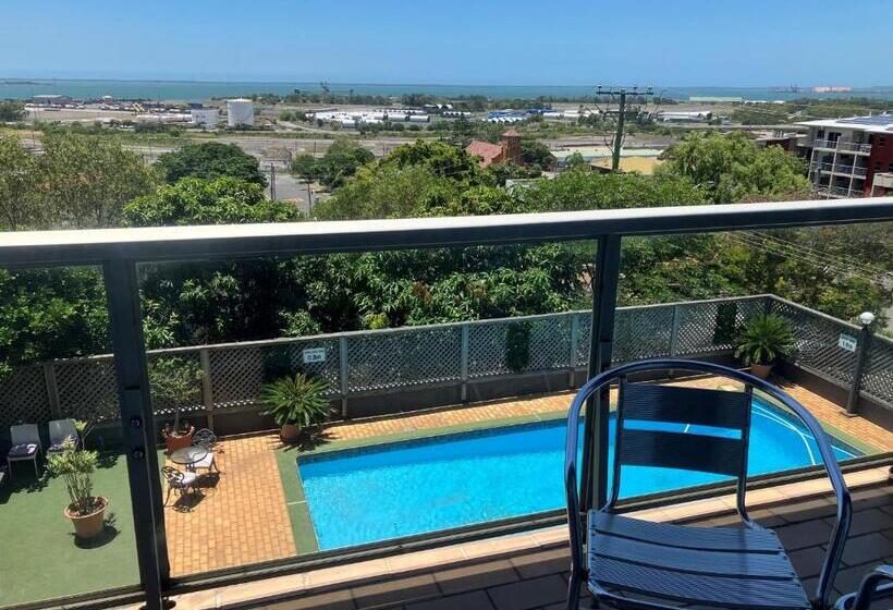 اتاق خانوادگی, Highpoint International