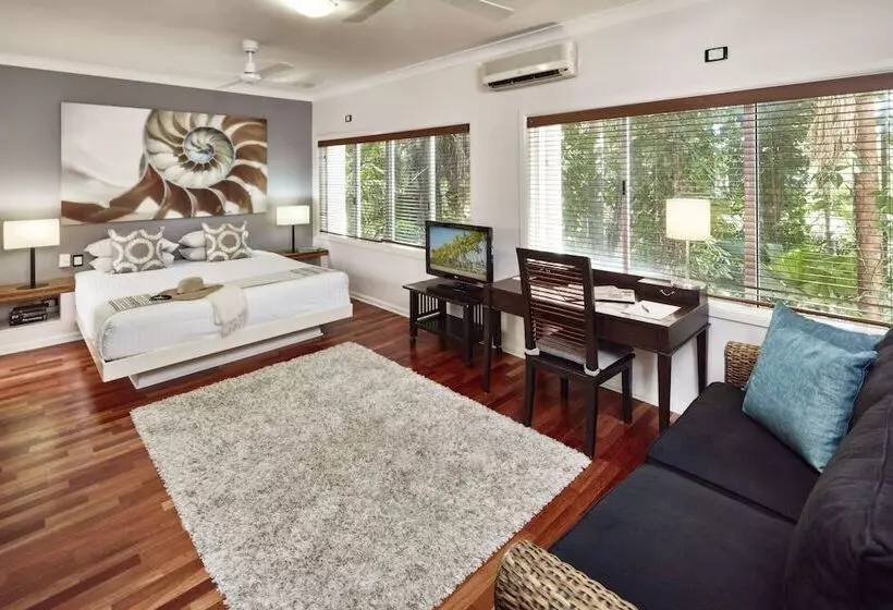 プールビューの２ベッドルームアパート, Alamanda Palm Cove By Lancemore