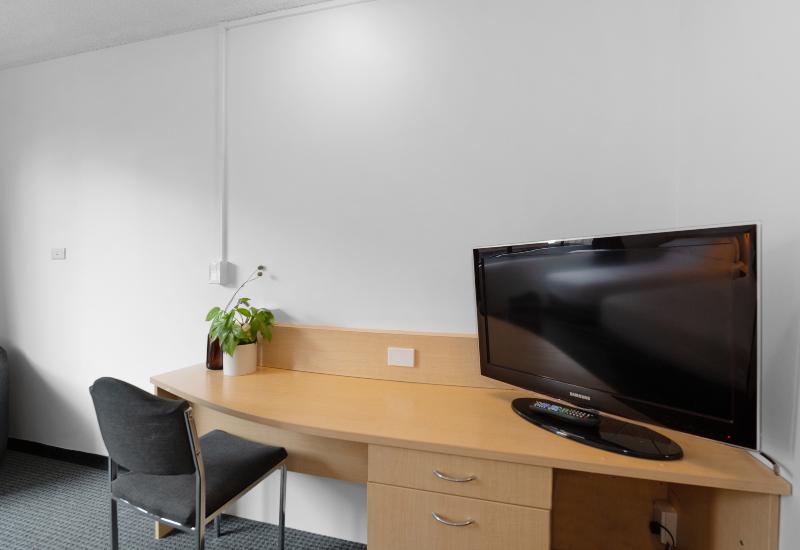 غرفة قياسية, Allurity