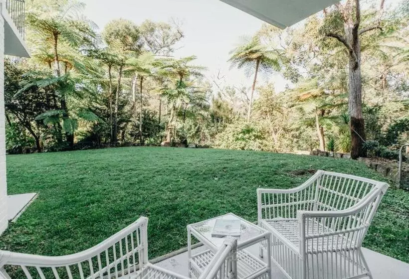 庭の見えるスタンダードトリプルルーム, Bannisters Port Stephens
