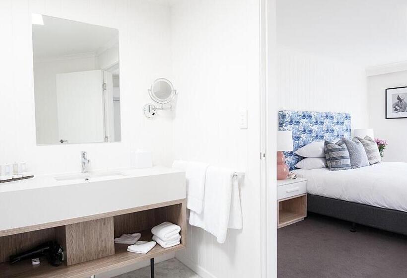 סוויטה דלוקס, Bannisters Port Stephens