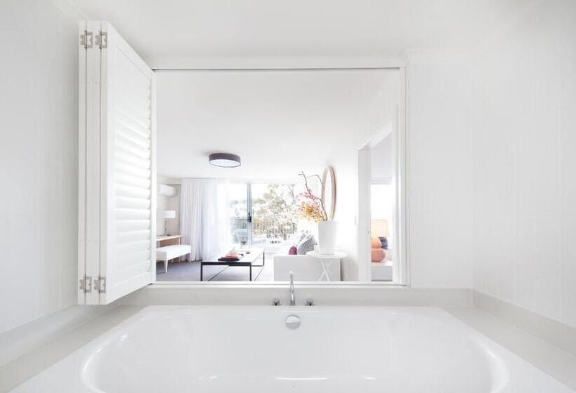 סוויטה דלוקס, Bannisters Port Stephens