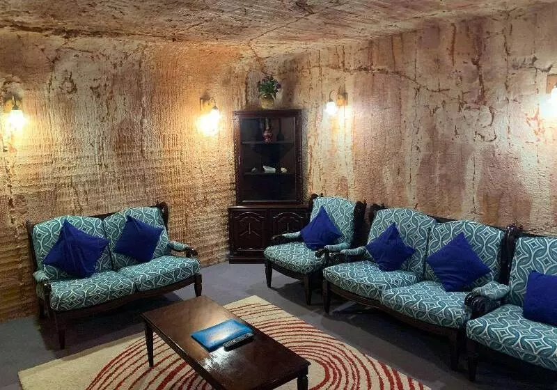 اتاق خانوادگی, Comfort Inn Coober Pedy Experience