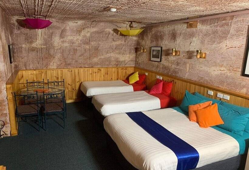 اتاق خانوادگی, Comfort Inn Coober Pedy Experience