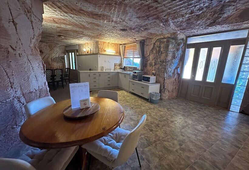آپارتمان 2 خوابه, Comfort Inn Coober Pedy Experience