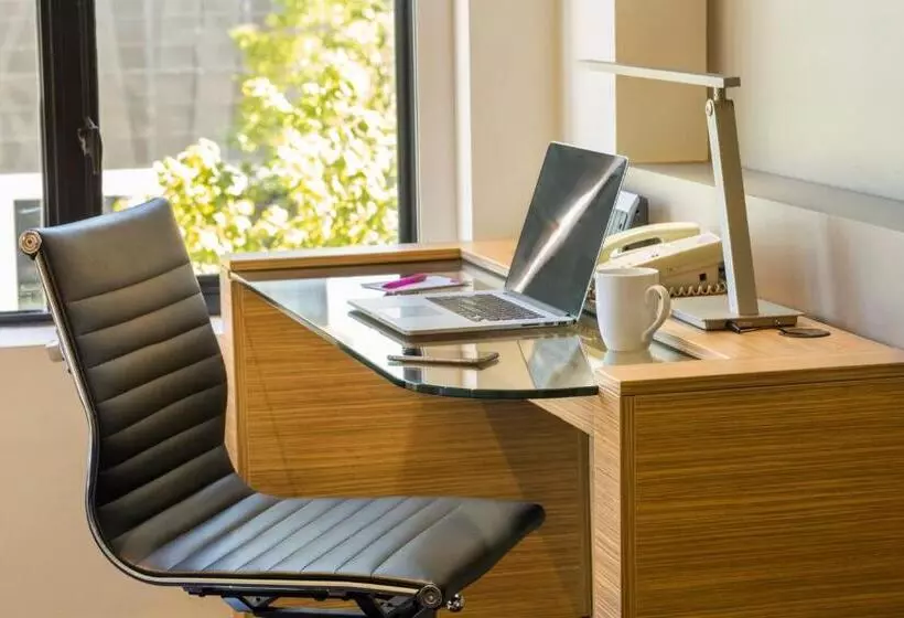 スーペリアールーム, Crowne Plaza Canberra, An Ihg