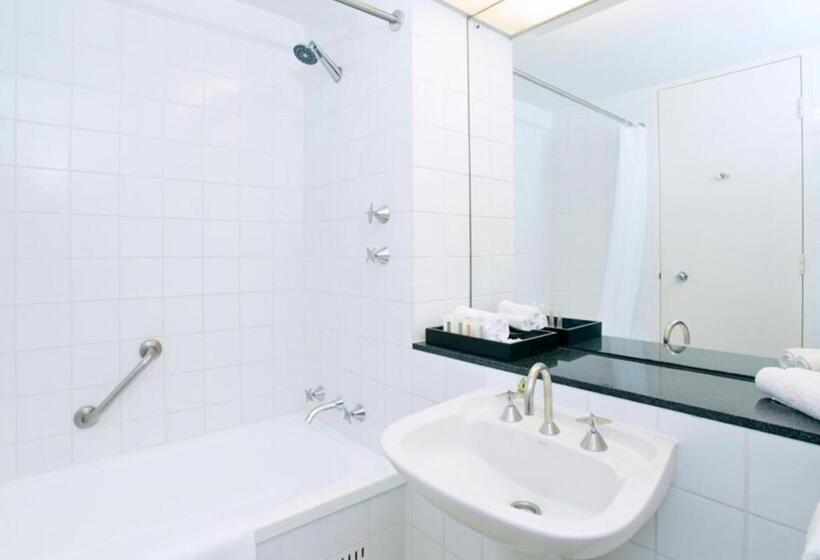 프리미엄 룸, Crowne Plaza Canberra, An Ihg