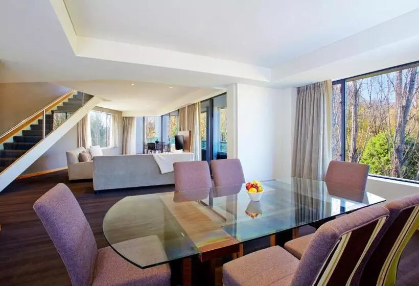 プレジデントスイートルーム, Crowne Plaza Canberra, An Ihg