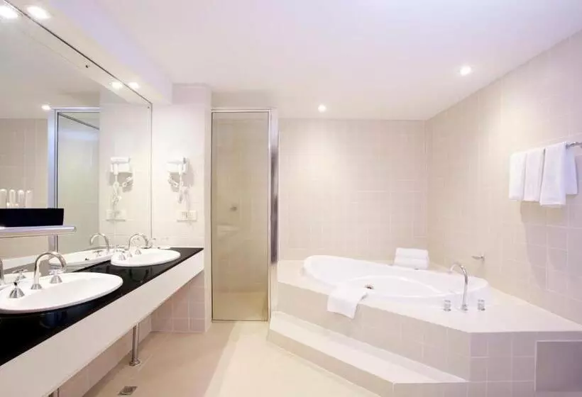 プレジデントスイートルーム, Crowne Plaza Canberra, An Ihg