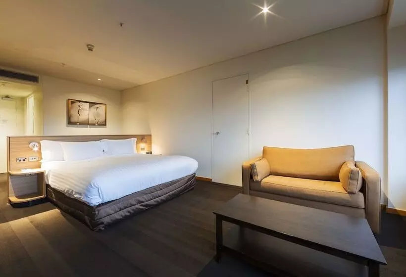 プレミアムルーム, Crowne Plaza Canberra, An Ihg