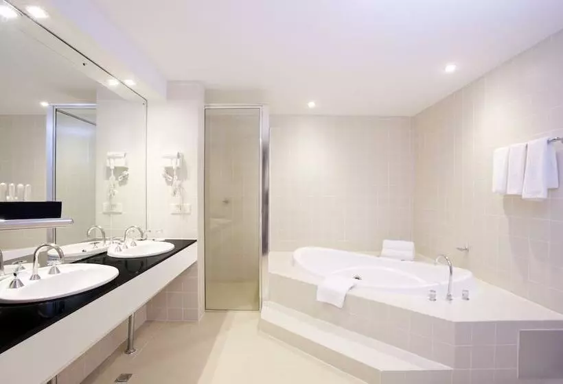 プレジデントスイートルーム, Crowne Plaza Canberra, An Ihg