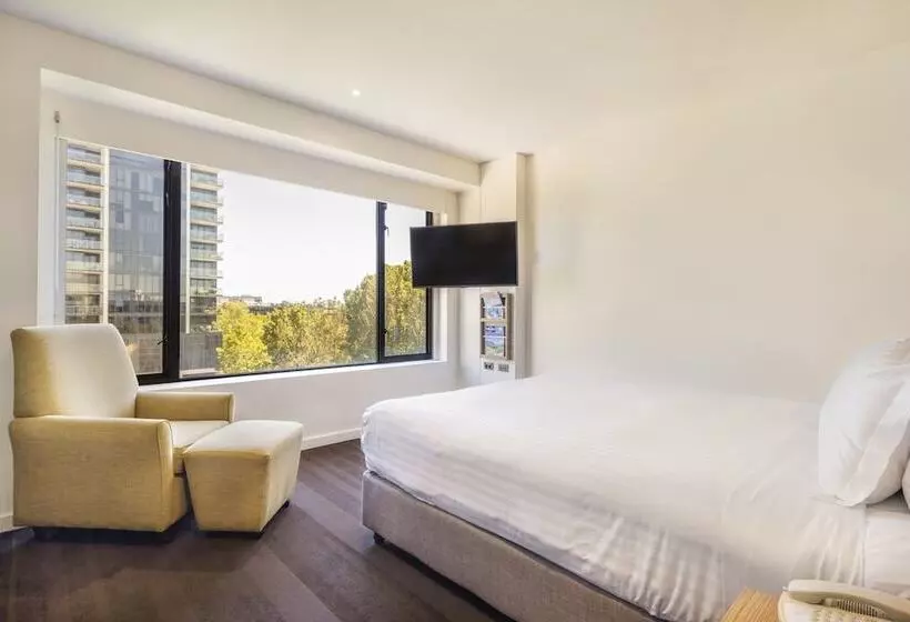اتاق استاندارد, Crowne Plaza Canberra By Ihg