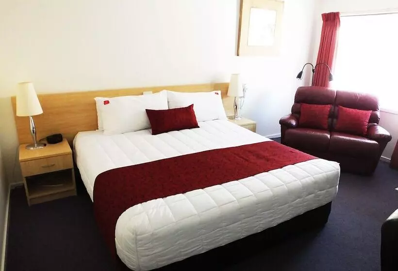 スタンダードルーム, Edinburgh Motor Inn