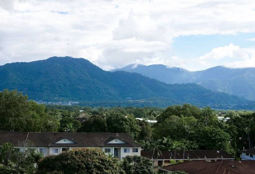 غرفه قياسيه سريرين مزدوجين, Cairns Harbourside