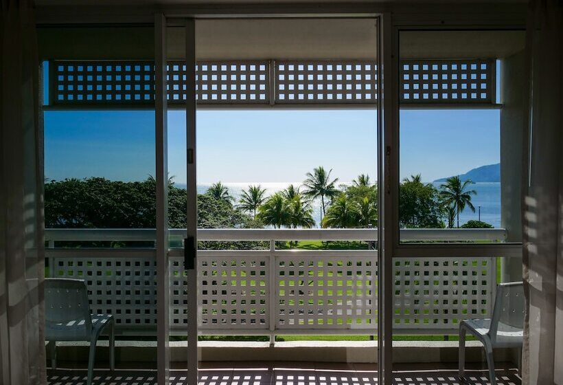 غرفه قياسيه سريرين مزدوجين, Cairns Harbourside