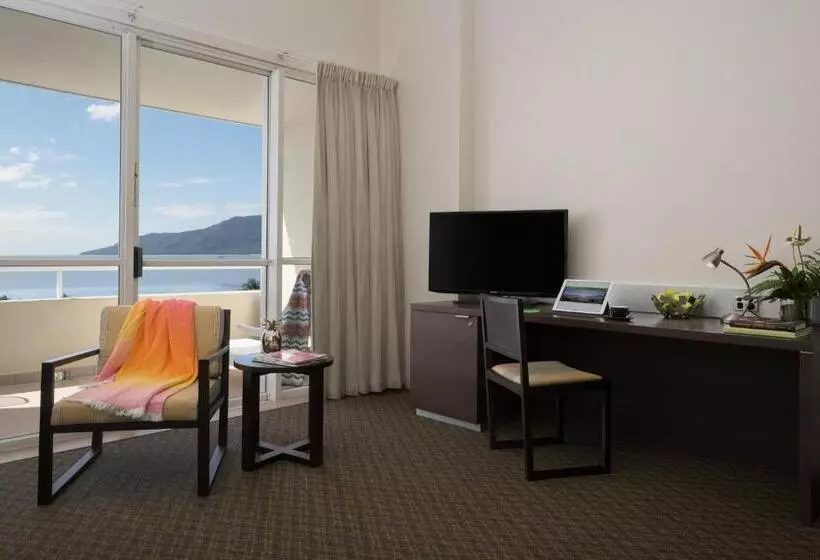 Suite Llit King, Cairns Harbourside