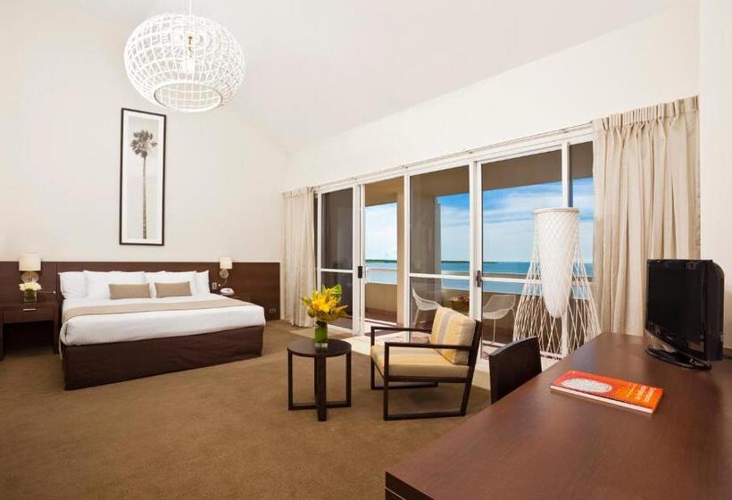 جناح سرير كينج, Cairns Harbourside