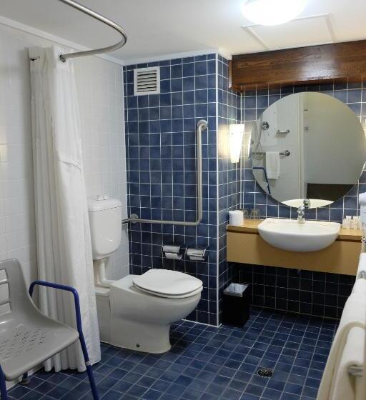 장애인을 위한 킹사이즈 침대 스탠다드 룸, Cairns Harbourside