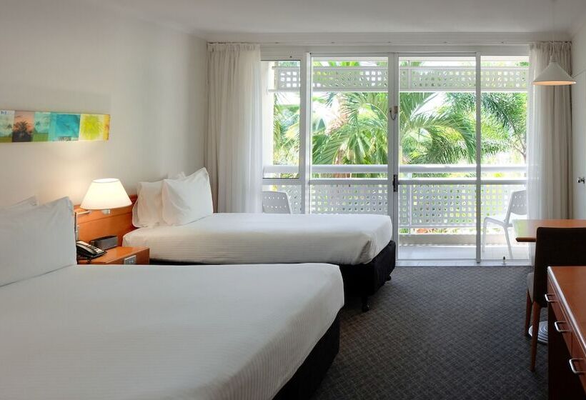 غرفه قياسيه سريرين مزدوجين, Cairns Harbourside