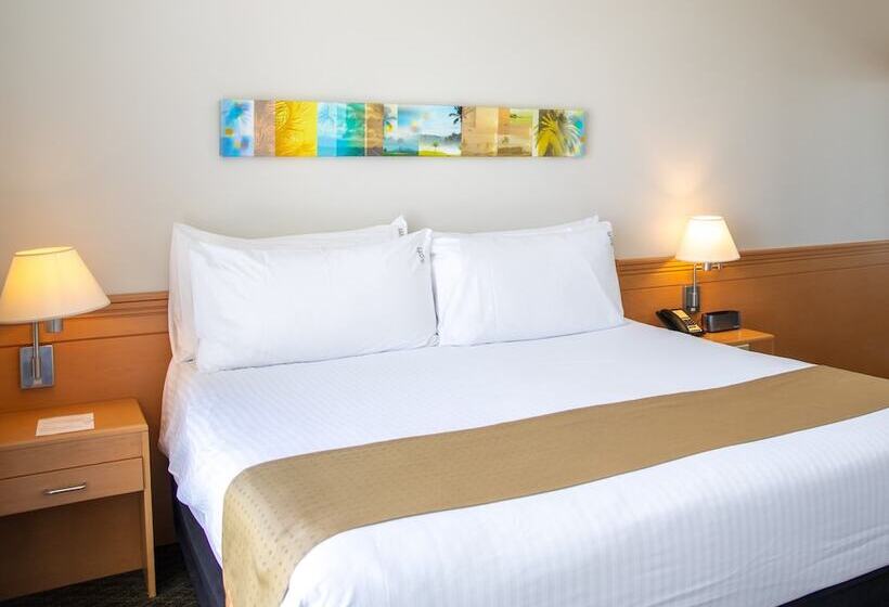 غرفة قياسية, Cairns Harbourside