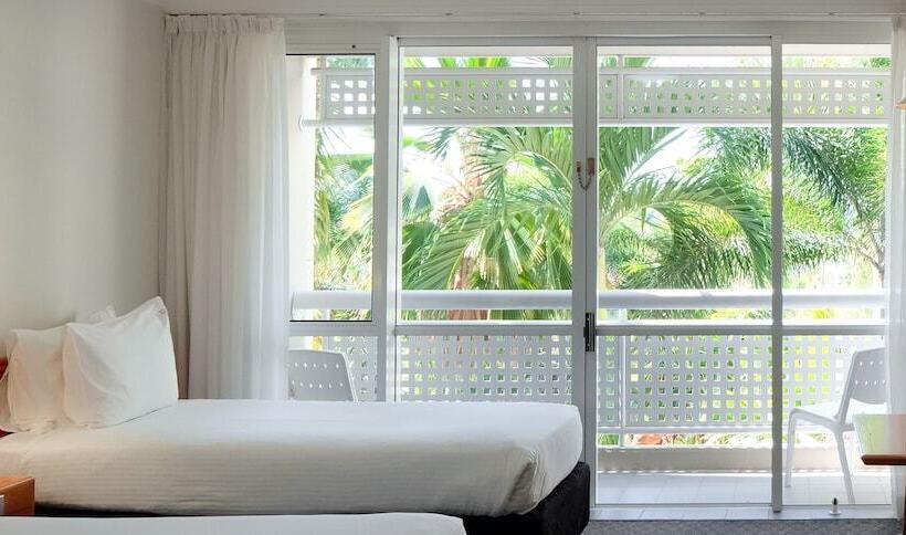 غرفة قياسية, Cairns Harbourside