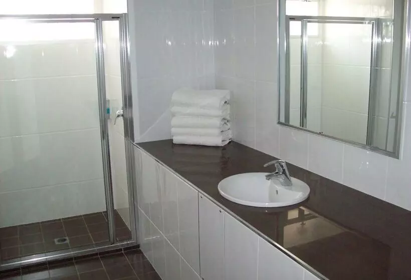 اتاق خانوادگی, Ibis Styles Broken Hill