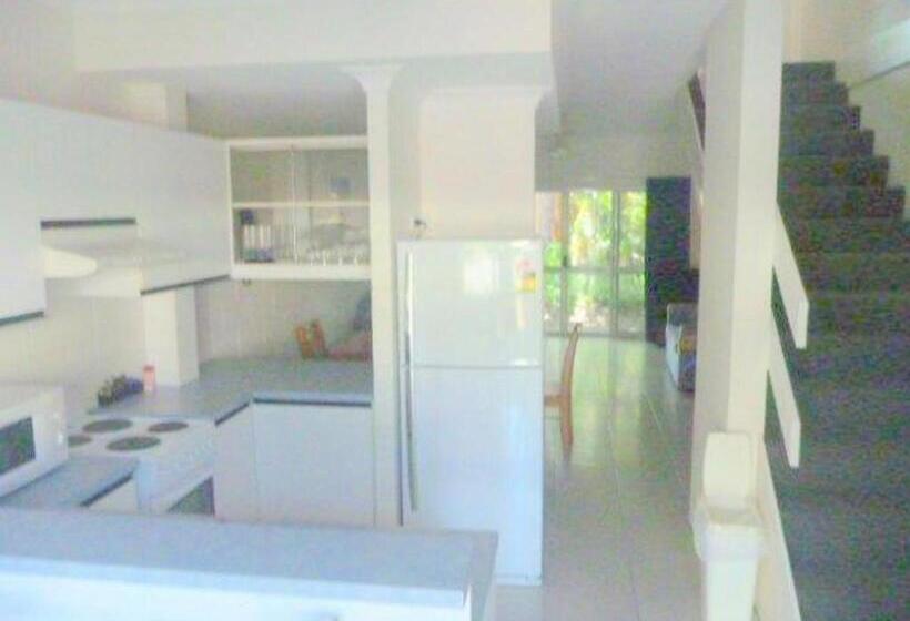 Вилла 2 Спальни, Mango Tree Holiday Apartments