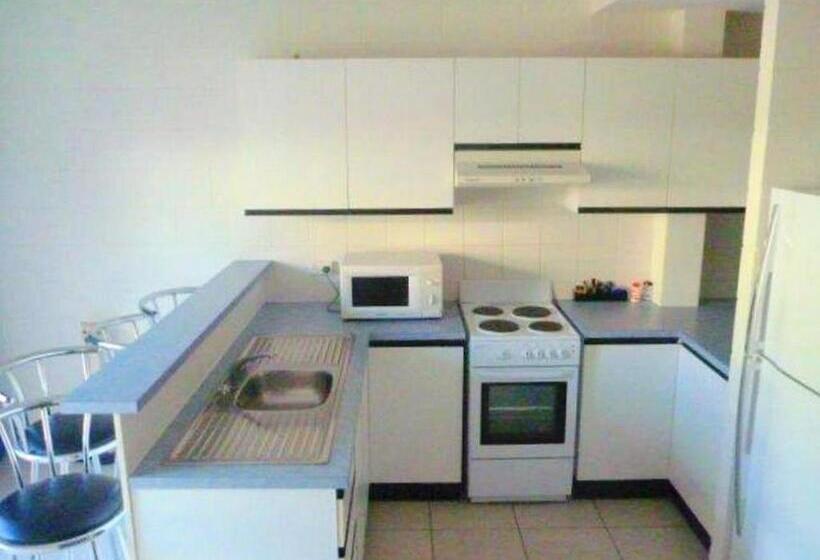 Дом 2 Спальни, Mango Tree Holiday Apartments