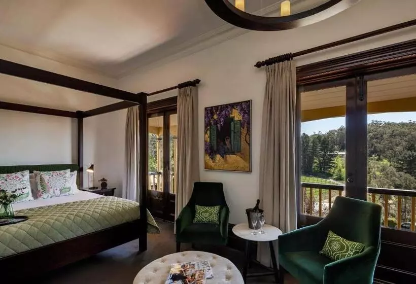 キングサイズベッド、ビュー付きデラックスルーム, Mount Lofty House & Estate Adelaide Hills