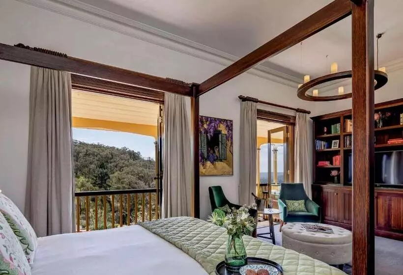 キングサイズベッド、ビュー付きデラックスルーム, Mount Lofty House & Estate Adelaide Hills