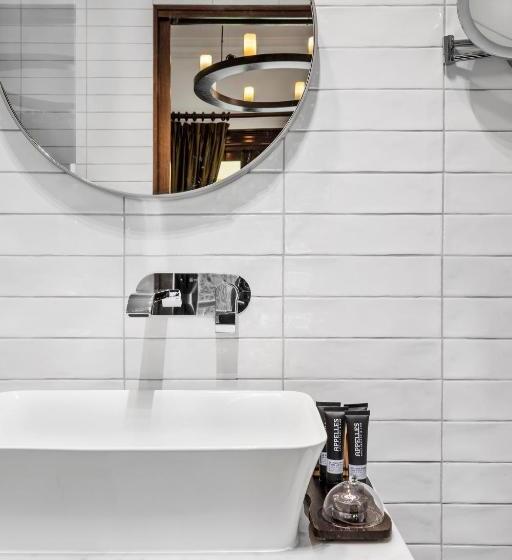 חדר סופריור עם מיטת קינג, Mount Lofty House & Estate Adelaide Hills