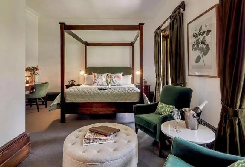 キングサイズベッドのスーペリアルーム, Mount Lofty House & Estate Adelaide Hills