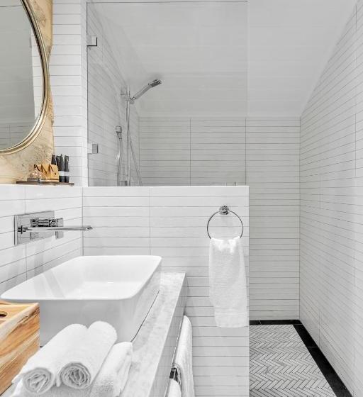 סוויטה, Mount Lofty House & Estate Adelaide Hills