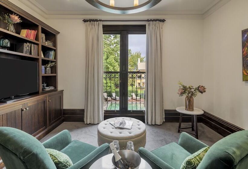 스위트, Mount Lofty House & Estate Adelaide Hills