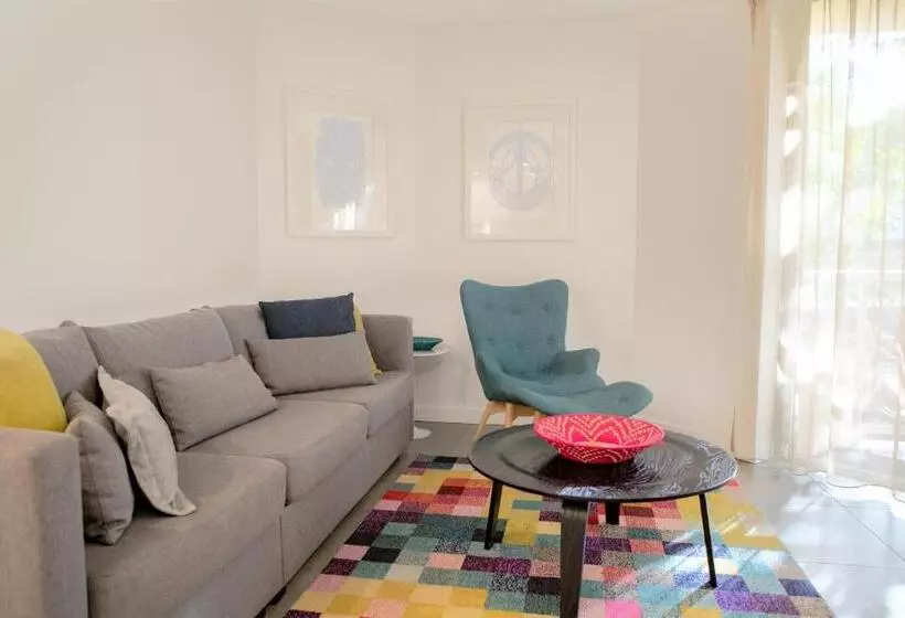 آپارتمان 2 خوابه, Netanya Noosa Beachfront Resort