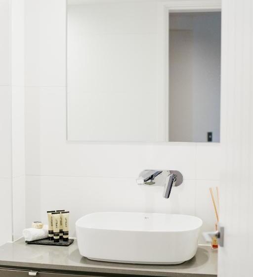 Апартаменты 2 Спальни, Netanya Noosa Beachfront Resort