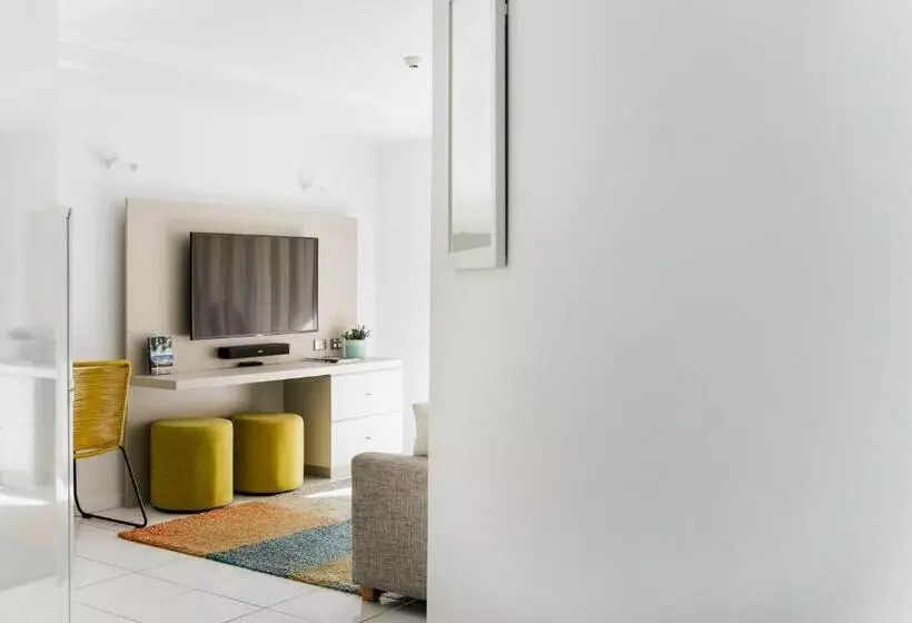 آپارتمان 1 خوابه با تراس, Netanya Noosa Beachfront Resort