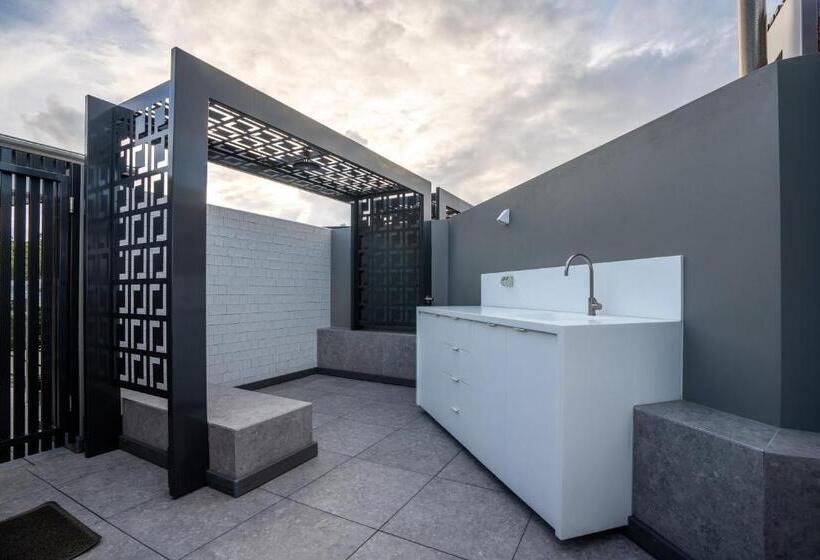 1침실 펜트하우스 아파트, Netanya Noosa Beachfront Resort