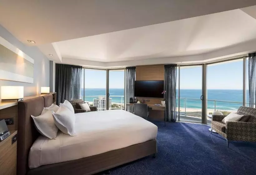 اتاق دلوکس با تخت کینگ و چشم‌انداز, Sofitel Gold Coast Broadbeach