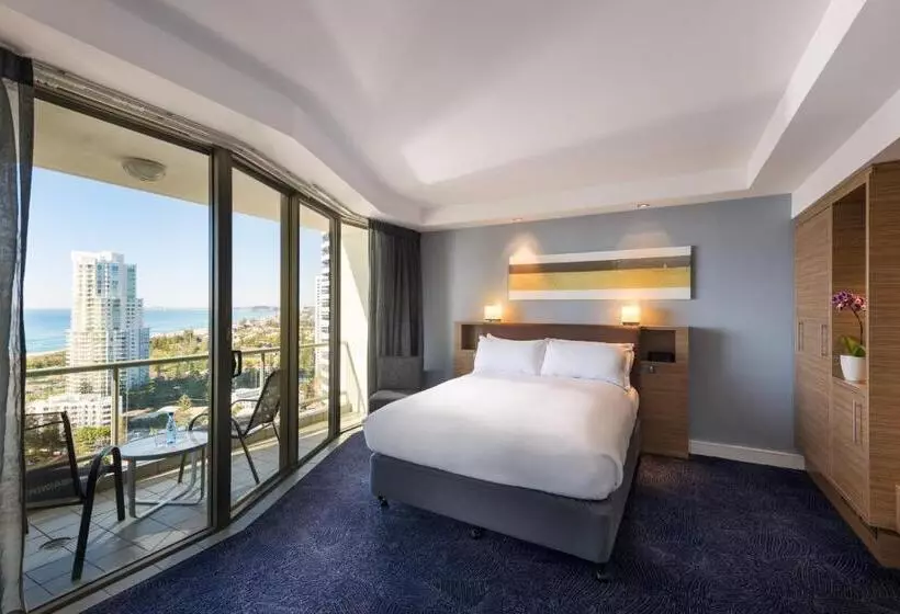 اتاق سوپریور با تخت دو نفره بزرگ, Sofitel Gold Coast Broadbeach