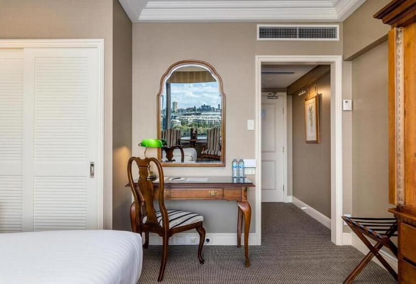 Deluxe room with river view, Stamford Plaza Brisbane